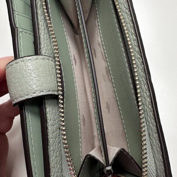 Kate Spade Lena Medium Leather Bifold Wallet in Green (Light Mint) - Picture 5 of 9
